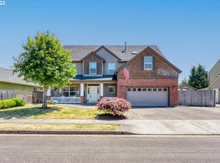 19470 Sunset Springs Dr, Oregon City, OR 97045