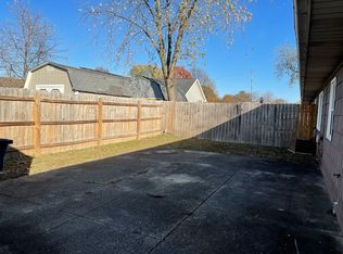 2707 Boxwood Ln, Evansville, IN 47715