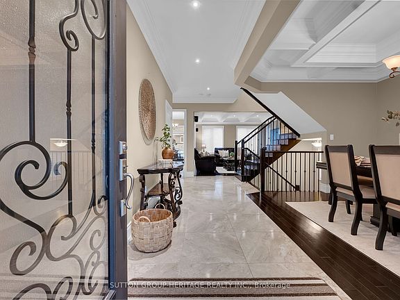 2nd image of 25 Charterhouse Dr