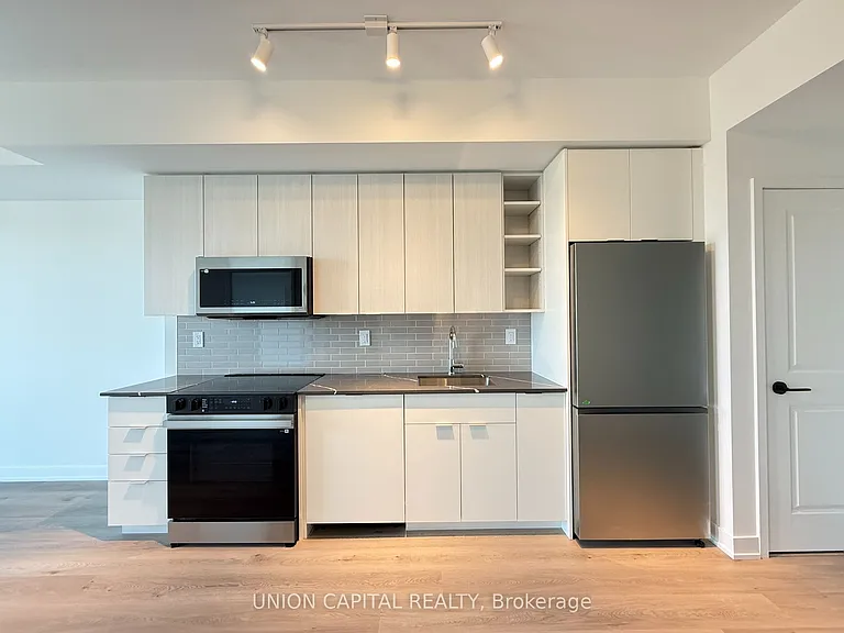 2075 Lakeshore Rd #2408 — Photo 5
