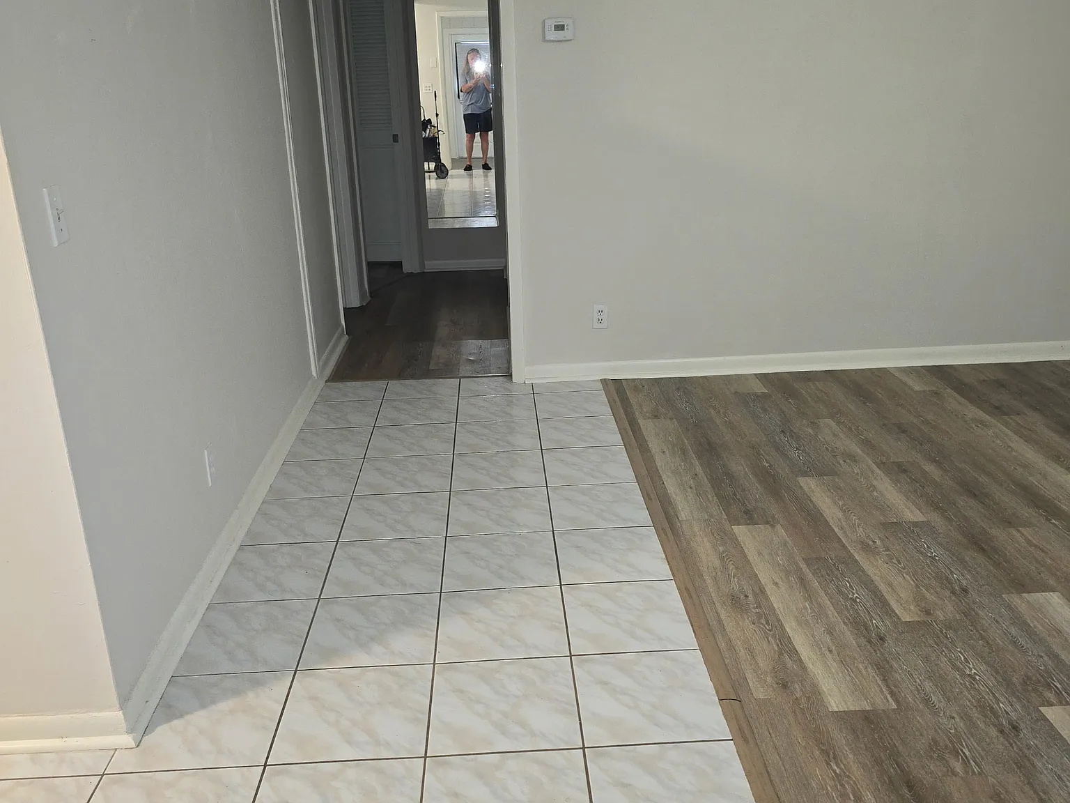 2593 NE Palm Ave — Photo 4