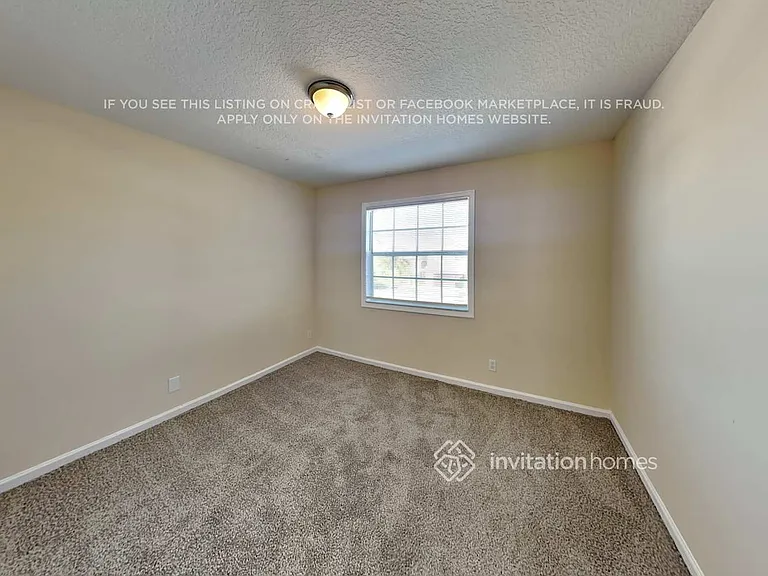 6236 Lansdowne Cir — Photo 15