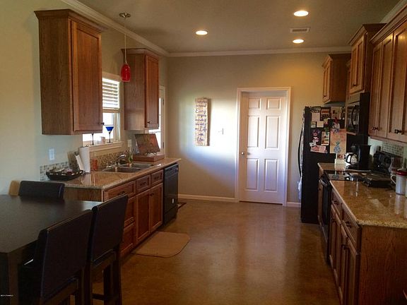 5th image of 214 Stoneridge Dr