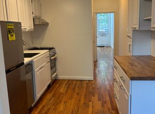 10-11 48th Ave APT 2, Long Island City, NY 11101