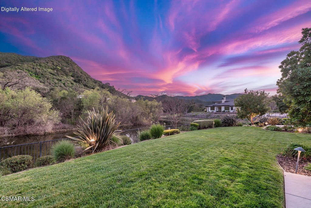 2639 Queens Garden Dr, Thousand Oaks, CA - View 3