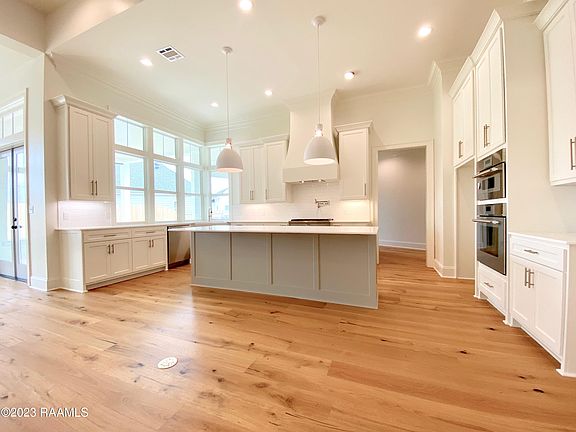 2nd image of 221 Harvest Creek Ln