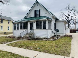 242 W Oak St, Butler, IN 46721