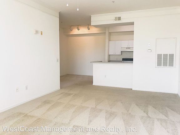 3rd image of 17112 Carrington Park Dr APT 911