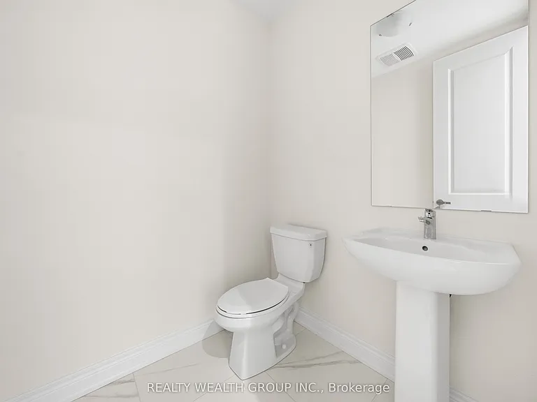 261 Seaview Hts — Photo 19