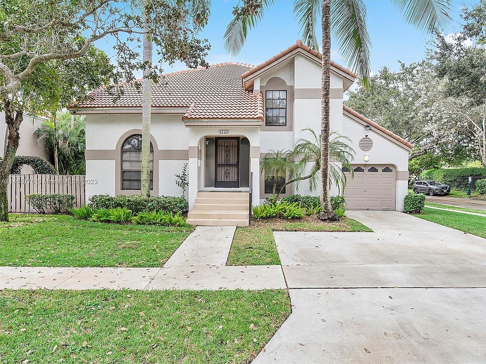 1st image of 1751 NW 107th Ter