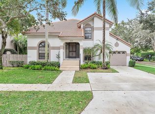 1751 NW 107th Ter, Plantation, FL 33322