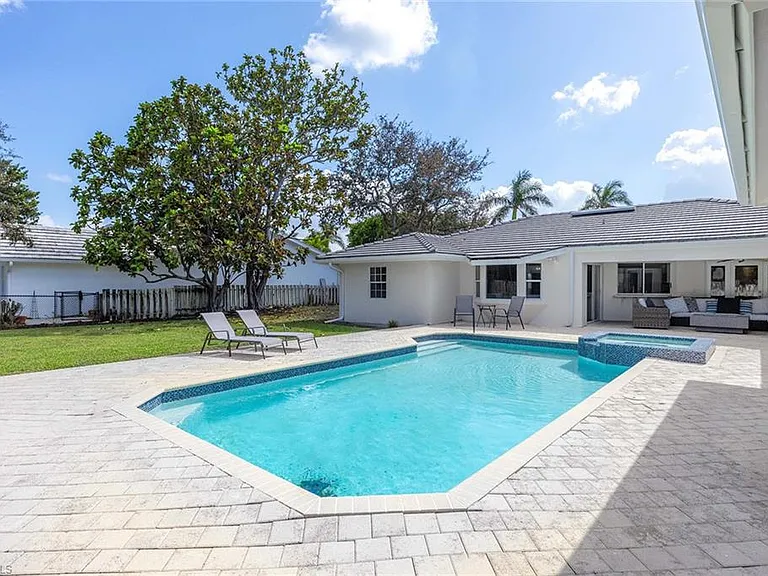 707 Port Side Dr — Photo 33