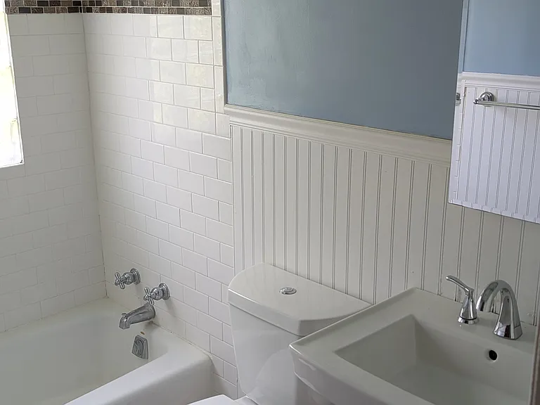 2257 S Logan St — Photo 13