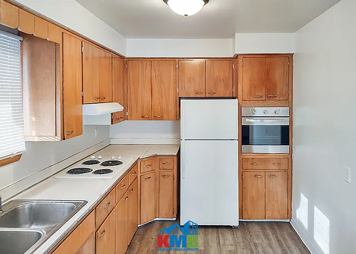 129 Southview Dr — Photo 4