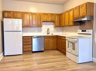 147 Winthrop Rd APT 7, Brookline, MA 02445