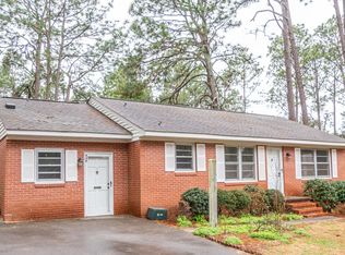 440 W Delaware Ave, Southern Pines, NC 28387