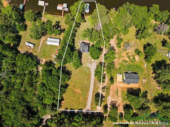 19911 Southside Cir, Winona, TX 75792