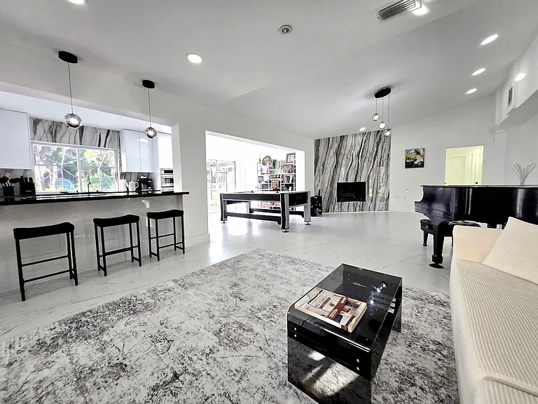 12231 Areaca Dr — Photo 5