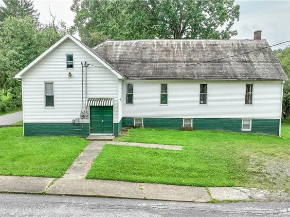 980 Shamrock Dr, Barnesville, OH 43713