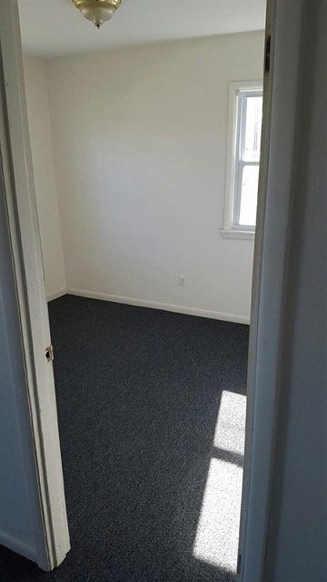 2nd image of 1349 Payne Ave