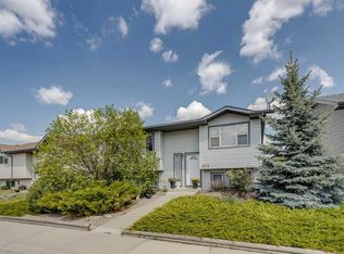 1656 S Strathcona Gate, Strathmore, AB T1P1T2
