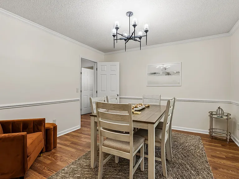 401 Redpath Dr — Photo 27