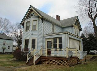 712 Market St, Beaver, PA 15009