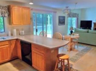 3 Elizabeth Ct, Amherst, NH 03031