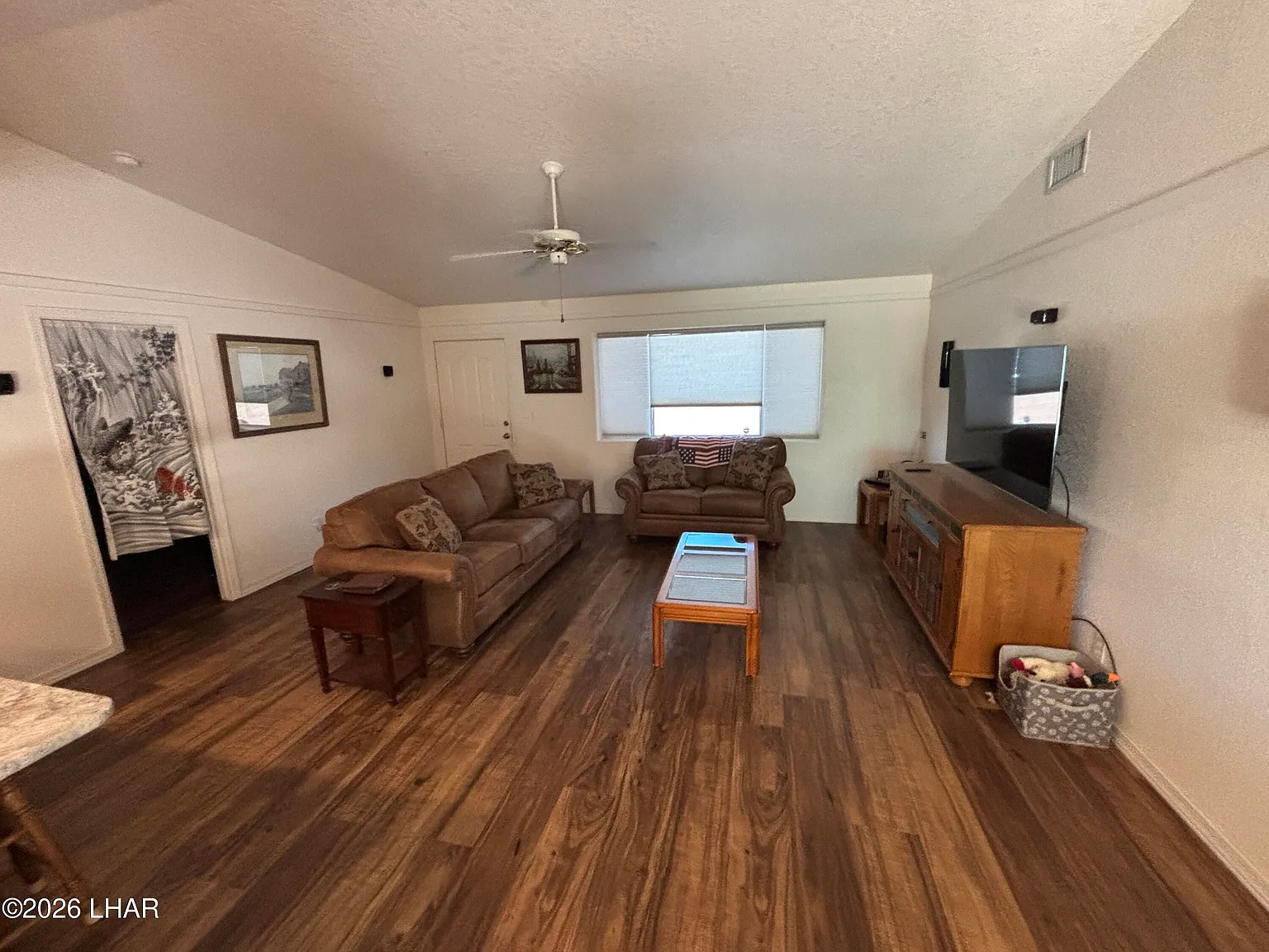 2 bed, 2.0 bath, 1214 sqft, $1,800 — Photo 3