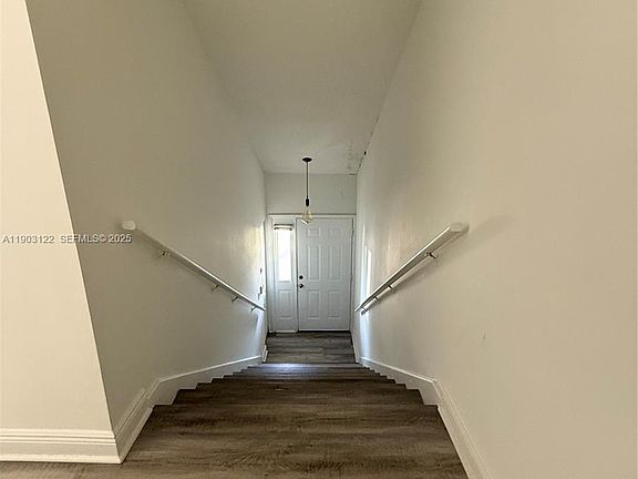 5th image of 2634 SE 21st Ct #203-C