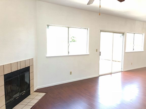 4th image of 5069 N Laguna Dr