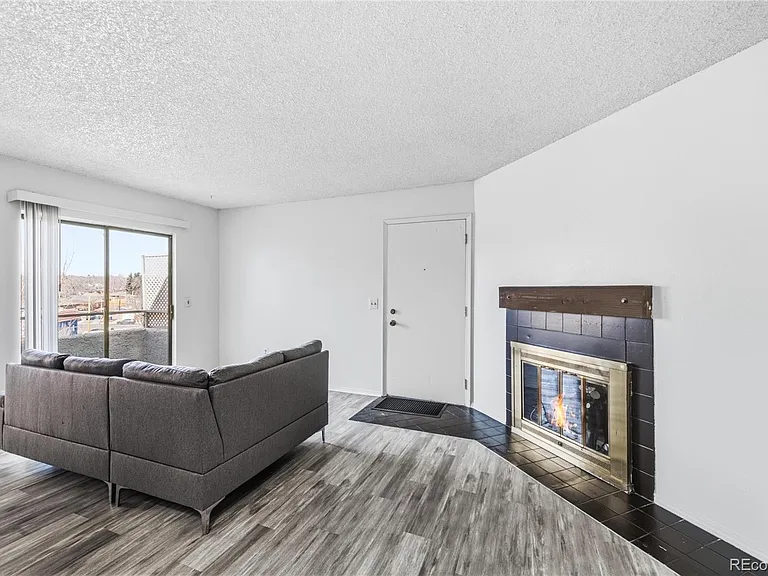 1830 Newland Ct #324 — Photo 5