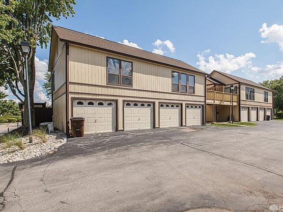 3rd image of 2955 Asbury Ct