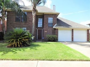 10834 Spruce Dr S, La Porte, TX 77571