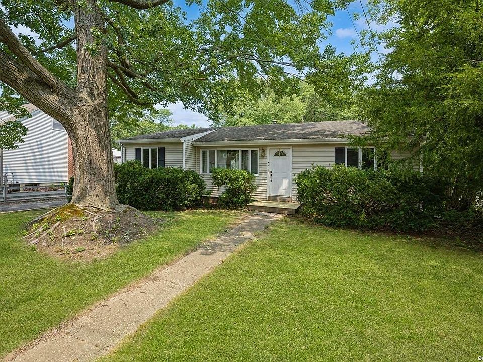 1st image of 54 Circle Drive