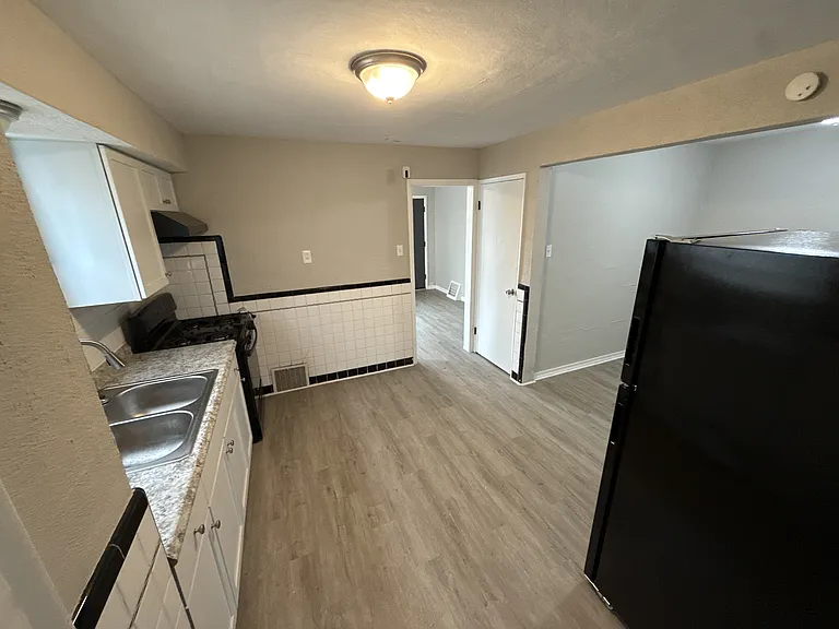 7441 Calvin Ave — Photo 8