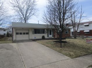 8215 Bonanza Ln, Cincinnati, OH 45255