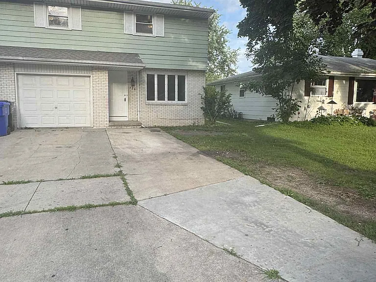 726 N Fernmeadow Dr — Photo 1