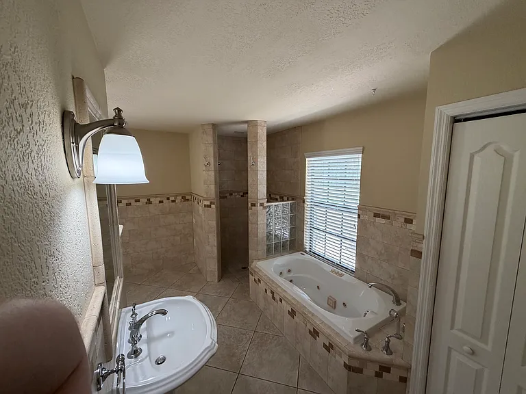 1196 Corolla Ave — Photo 10