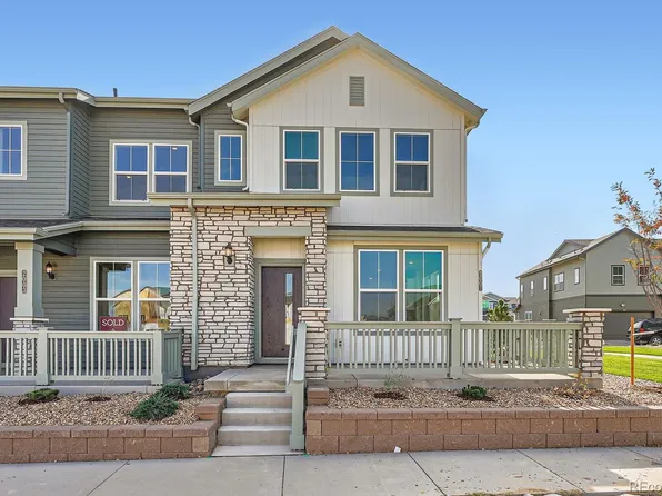 2001 S Haleyville Way, Aurora, CO 80018