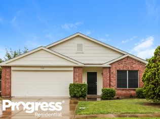 102 Shady Brook Dr, Arlington, TX 76002