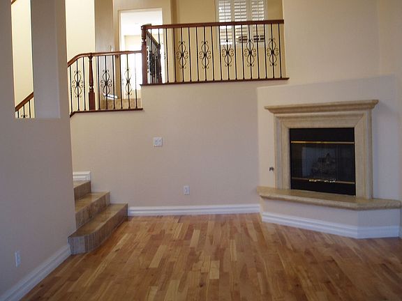 Living Room with fieplace