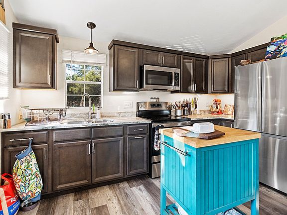 5th image of 222 Sheep Leg Rd