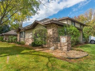 13492 Zenith Ln, Eden Prairie, MN 55346