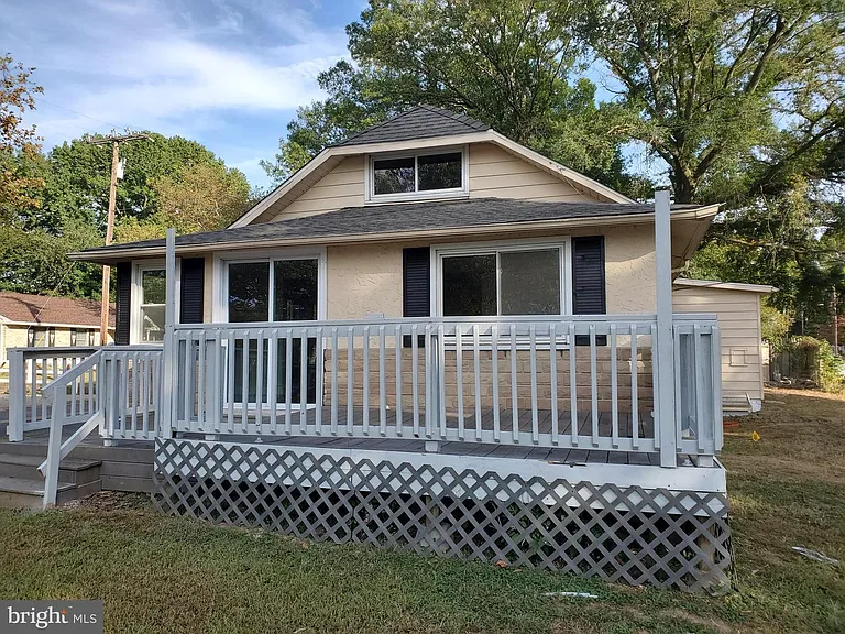 95 Highland Ave — Photo 8