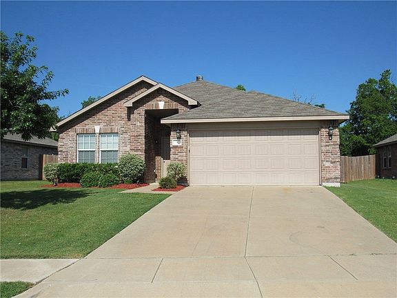 3rd image of 51 Lantana Dr