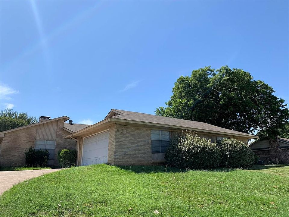 1st image of 511 N Walnut Creek Dr