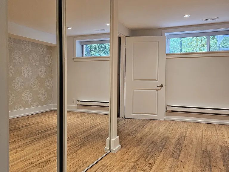 222 Patricia Ave — Photo 16