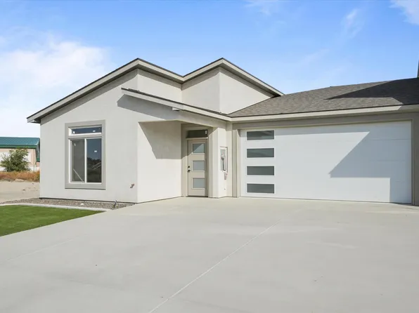 1109 Fairhaven Loop, Richland, WA 99352