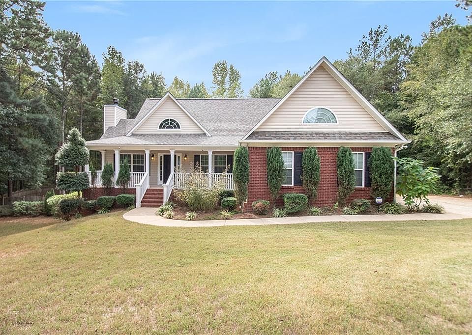 1st image of 110 Loam Dr
